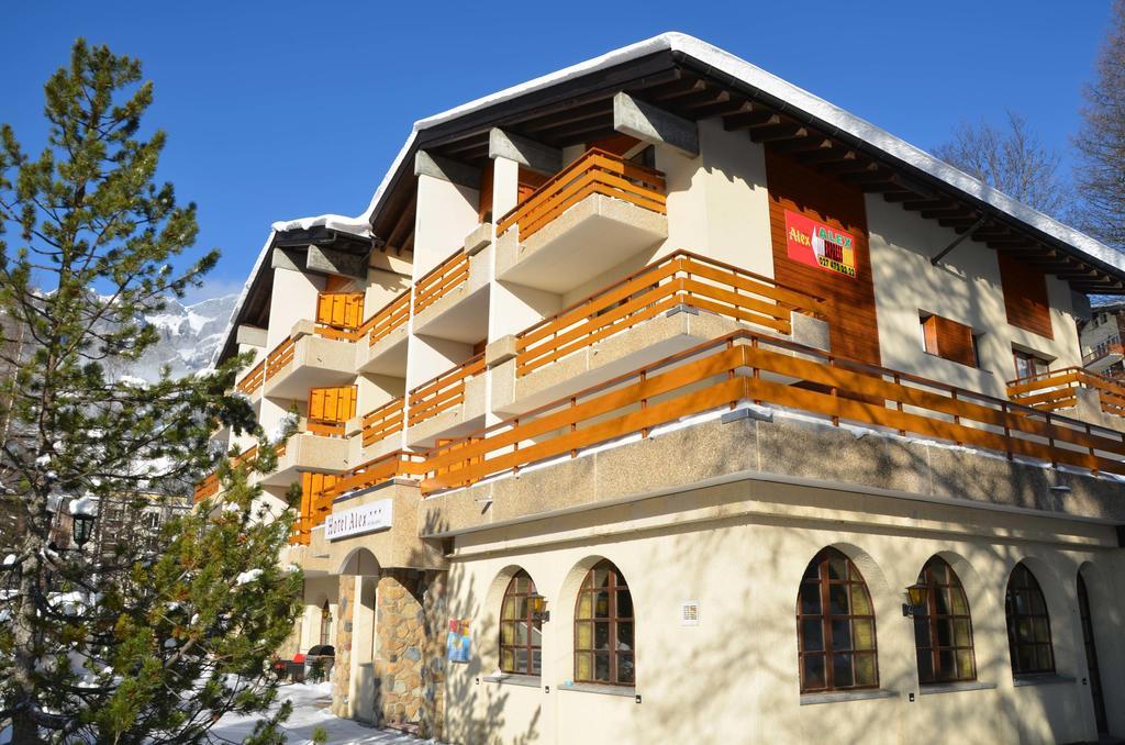 Hotel Alex Лойкербад Екстериор снимка