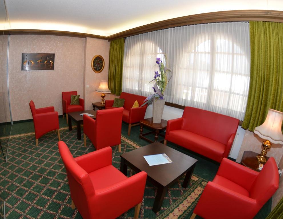 Hotel Alex Лойкербад Екстериор снимка